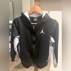 Boys Jordan Therma-Fit Jackets & Hoodies